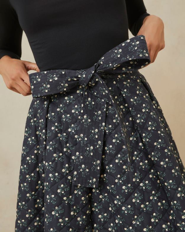 Loeffler Randall Frauen Leigh Stepprock RHV8H237 schwarze Blümchenblümchen Kleidung